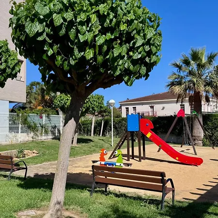 公寓 Aguamar Vybdenia *